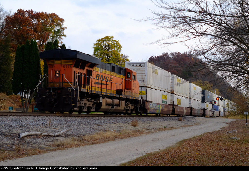 BNSF 6178